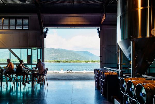Außenansicht von Hemingway's Brewery in Cairns © Hemingway's Brewery Cairns Wharf