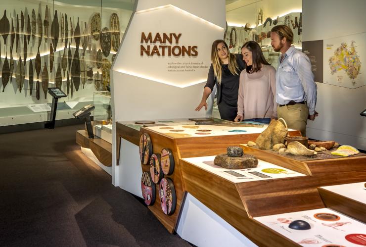 Bunjilaka Aboriginal Cultural Centre, Melbourne Museum, Victoria © Archie Sartracom, Tourism Australia Bunjilaka Aboriginal Cultural Centre, Melbourne Museum, Victoria © Archie Sartracom, Tourism Australia