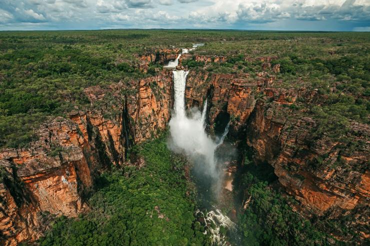 Gunlom Falls (Waterfall Creek), Kakadu National Park, NT © Tourism Australia Gunlom Falls (Waterfall Creek), Kakadu National Park, NT © Tourism Australia