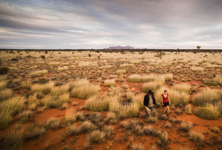 Aboriginal Tour durch das Red Centre mit SEIT Outback Australia © Tourism Australia Aboriginal Tour durch das Red Centre mit SEIT Outback Australia © Tourism Australia