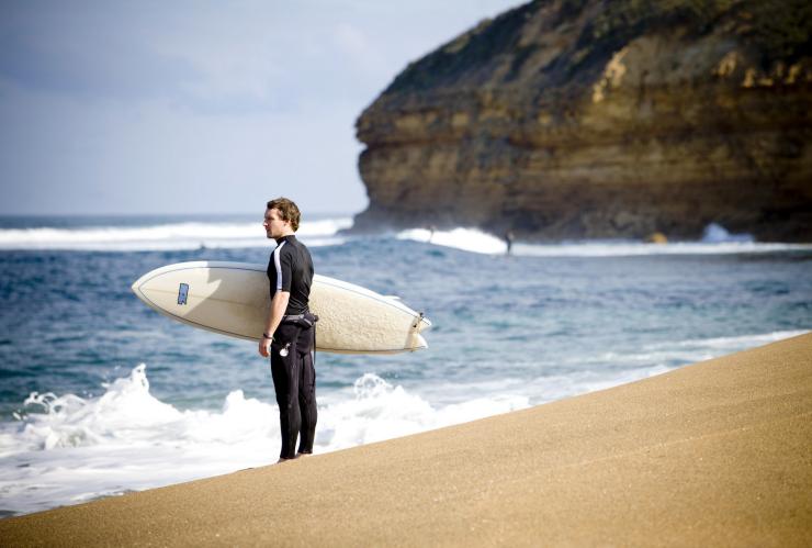 Bells Beach, Torquay, Victoria © Mark Chew, Tourism Victoria