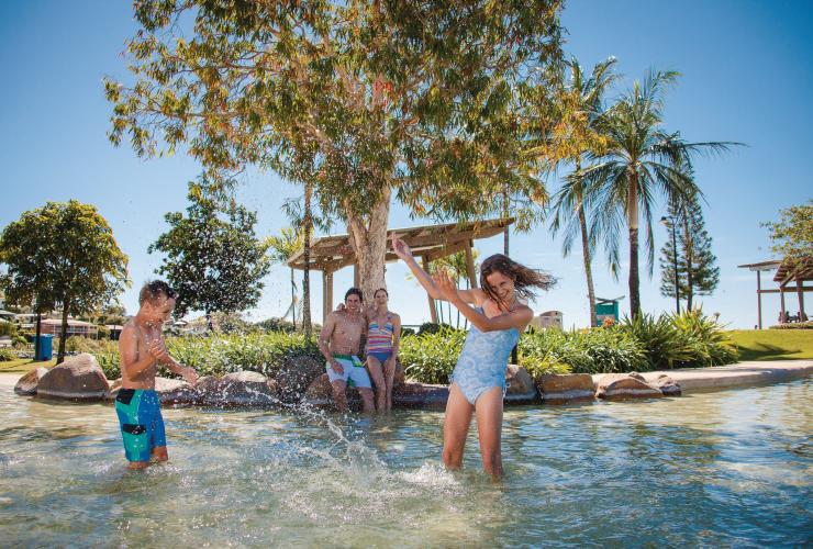 Airlie Beach, QLD © Tourism and Events Queensland Airlie Beach, QLD © Tourism and Events Queensland