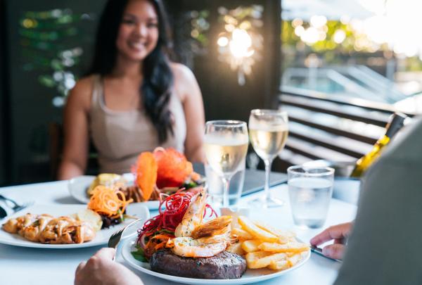 Dining at Green Island Resort, Green Island, QLD © Tourism and Events Queensland