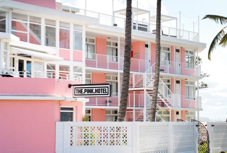 Pink Hotel, Coolangatta, Gold Coast, QLD © Destination Gold Coast Pink Hotel, Coolangatta, Gold Coast, QLD © Destination Gold Coast