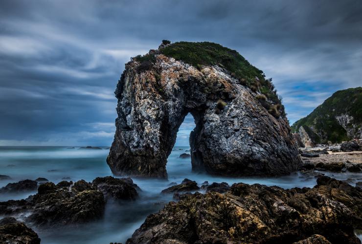 Horse Head Rock in Sapphire Coast, Merimbula, NSW © Destination NSW Horse Head Rock in Sapphire Coast, Merimbula, NSW © Destination NSW
