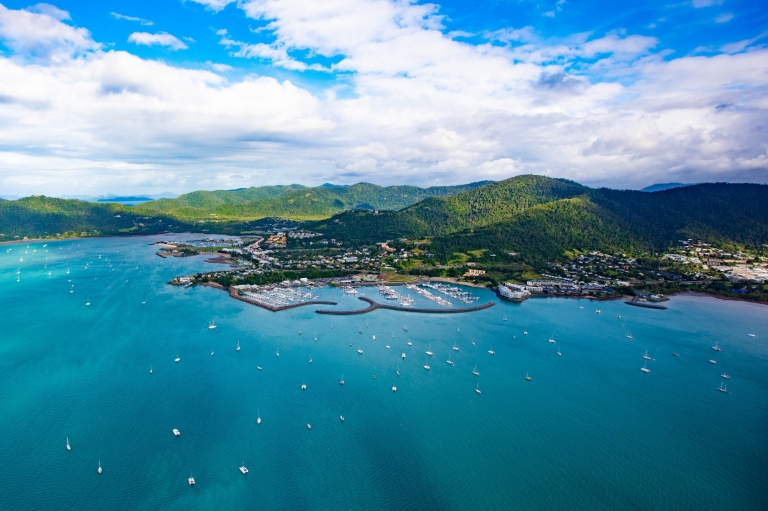 Airlie Beach, QLD © Tourism Whitsundays Airlie Beach, QLD © Tourism Whitsundays