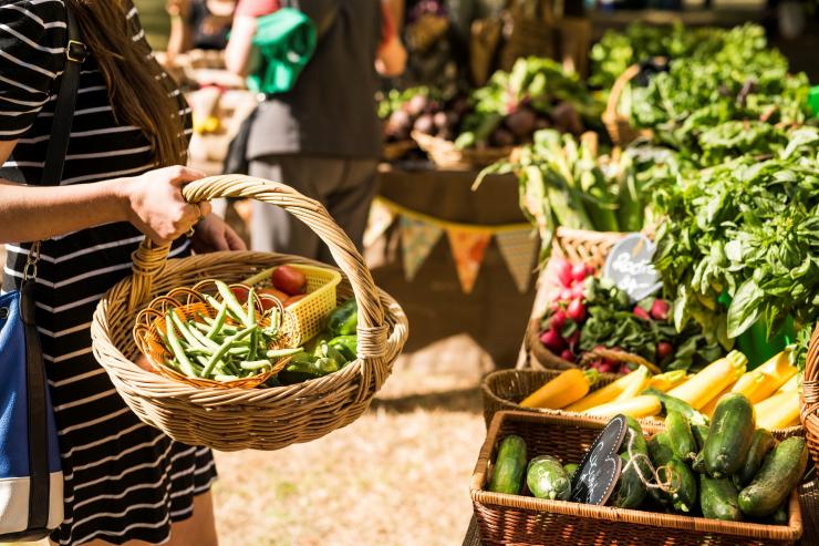 Warragul Farmers Market, Gippsland, VIC © Visit Victoria Warragul Farmers Market, Gippsland, VIC © Visit Victoria