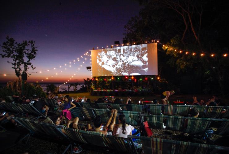 Deckchair Cinema screening in Darwin © Tourism NT/Friederike Franze 2018 Deckchair Cinema screening in Darwin © Tourism NT/Friederike Franze 2018