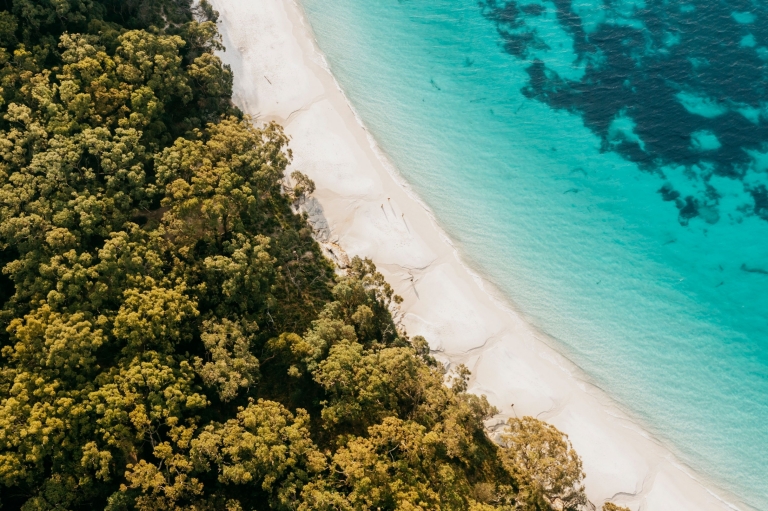 Murrays Beach, Jervis Bay, New South Wales © Destination New South Wales Murrays Beach, Jervis Bay, New South Wales © Destination New South Wales