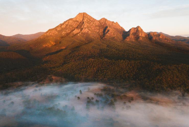 Mt Barney, Scenic Rim, QLD © Tourism and Events Queensland Mt Barney, Scenic Rim, QLD © Tourism and Events Queensland