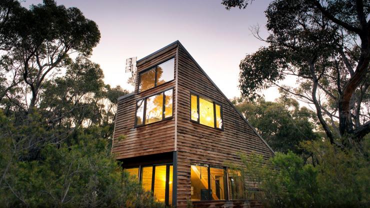 Treehouse Cabin, DULC Halls Gap, The Grampians region, VIC © Marty Schoo Treehouse Cabin, DULC Halls Gap, The Grampians region, VIC © Marty Schoo