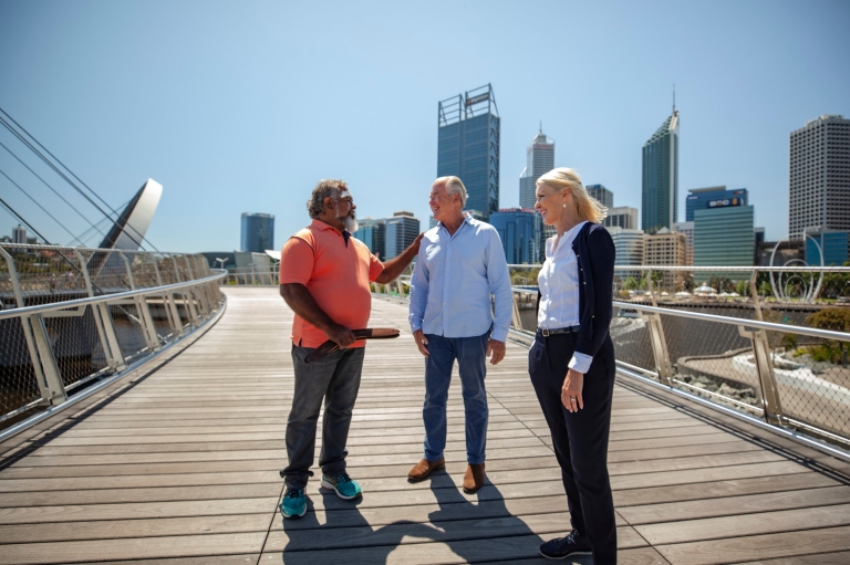 Couple with their tour guide on a Go Cultural Aboriginal Tour in Perth © Tourism Western Australia Couple with their tour guide on a Go Cultural Aboriginal Tour in Perth © Tourism Western Australia
