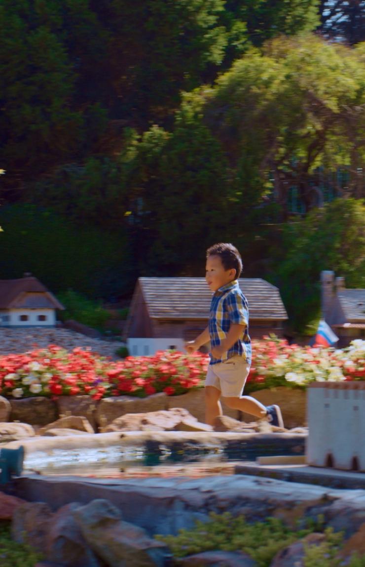 Cockington Green Gardens, Canberra, Australian Capital Territory © VisitCanberra Cockington Green Gardens, Canberra, Australian Capital Territory © VisitCanberra