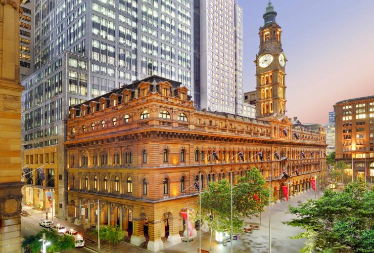 Extérieur du Fullerton Hotel, Sydney, NSW, Nouvelle-Galles du Sud © Fullerton Sydney Extérieur du Fullerton Hotel, Sydney, NSW, Nouvelle-Galles du Sud © Fullerton Sydney