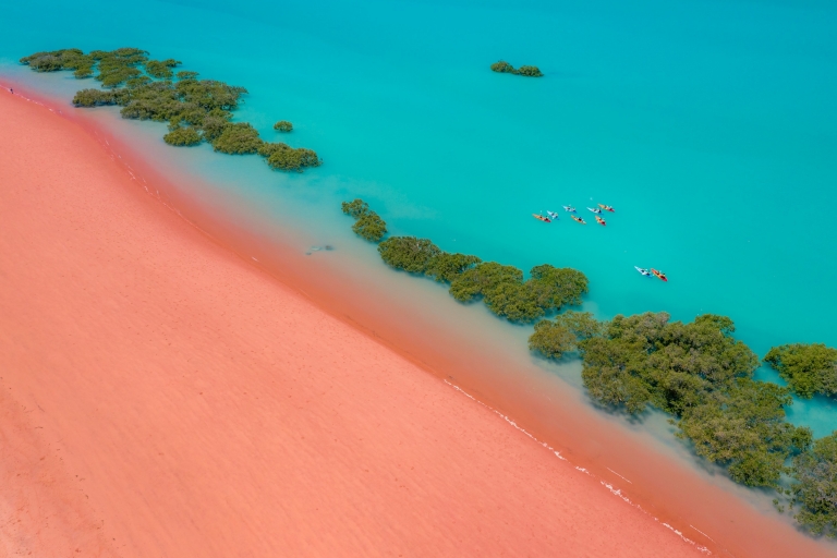 Roebuck Bay, Broome, WA © Tourism Australia Roebuck Bay, Broome, WA © Tourism Australia