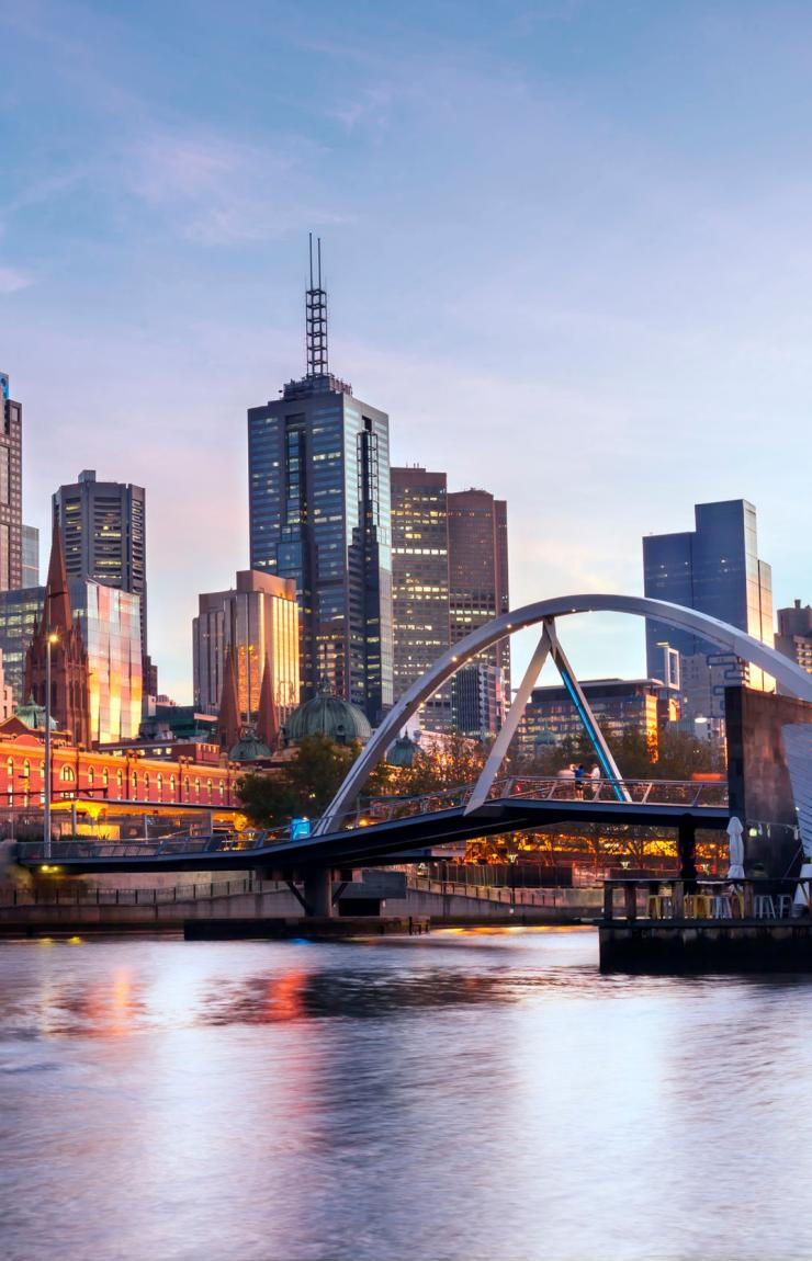 Cakrawala Melbourne dari Southbank, Melbourne, VIC © Robyn Mackenzie Cakrawala Melbourne dari Southbank, Melbourne, VIC © Robyn Mackenzie