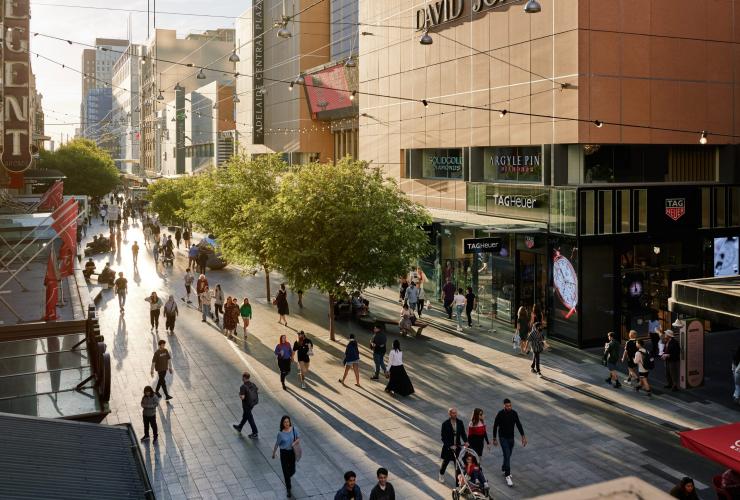 Pemandangan dari udara jalan khusus pejalan kaki, Rundle Mall, Adelaide, South Australia © South Australian Tourism Commission