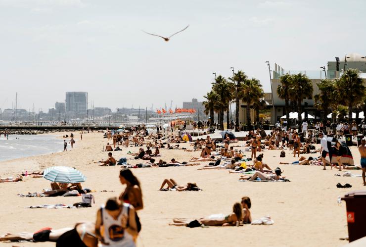 St Kilda Beach, Melbourne, VIC © Visit Victoria St Kilda Beach, Melbourne, VIC © Visit Victoria