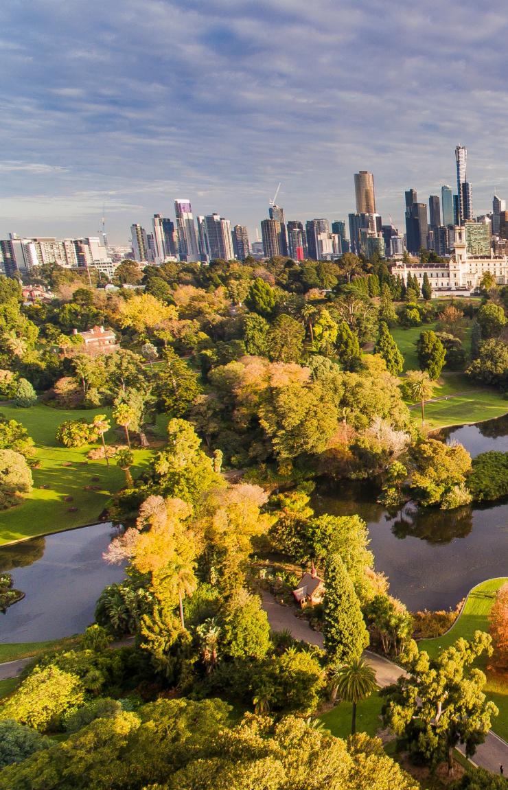 Pemandangan cakrawala kota Melbourne dari Southbank © Alvin Balemesa/Unsplash Pemandangan cakrawala kota Melbourne dari Southbank © Alvin Balemesa/Unsplash