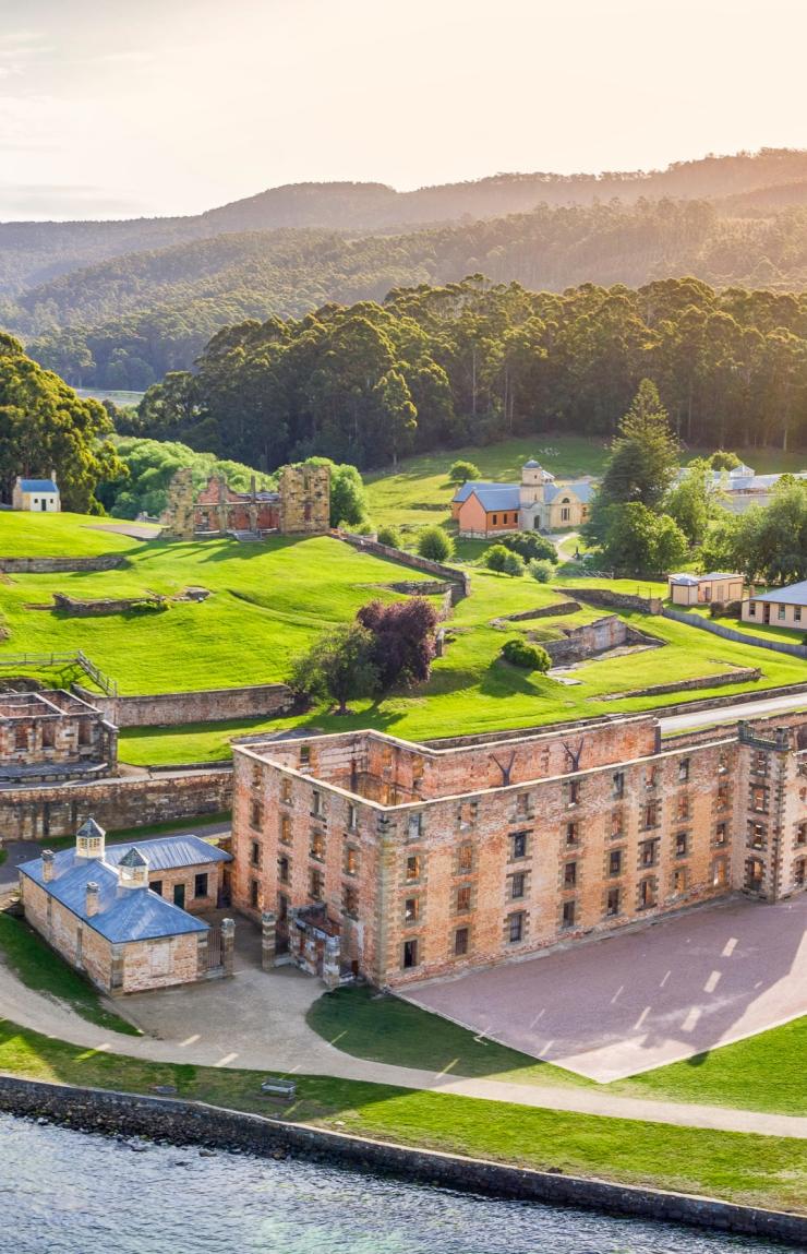 Pemandangan dari udara Port Arthur Historic Site, Port Arthur, Tasmania © Port Arthur Historic Site 
