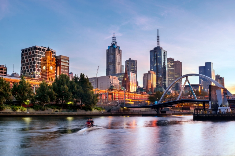 Skyline di Melbourne da Southbank, Melbourne, Victoria © Robyn Mackenzie Skyline di Melbourne da Southbank, Melbourne, Victoria © Robyn Mackenzie