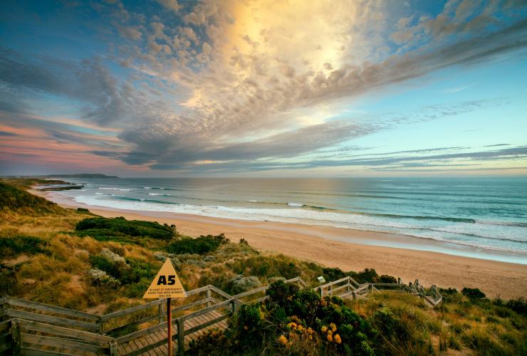 Forest Caves Beach, Phillip Island, Victoria © David Hannah, Visit Victoria Forest Caves Beach, Phillip Island, Victoria © David Hannah, Visit Victoria