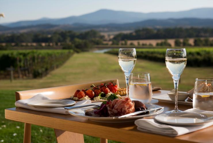 Domaine Chandon Winery, Yarra Valley, Victoria © Adrian Brown, Tourism Australia Domaine Chandon Winery, Yarra Valley, Victoria © Adrian Brown, Tourism Australia