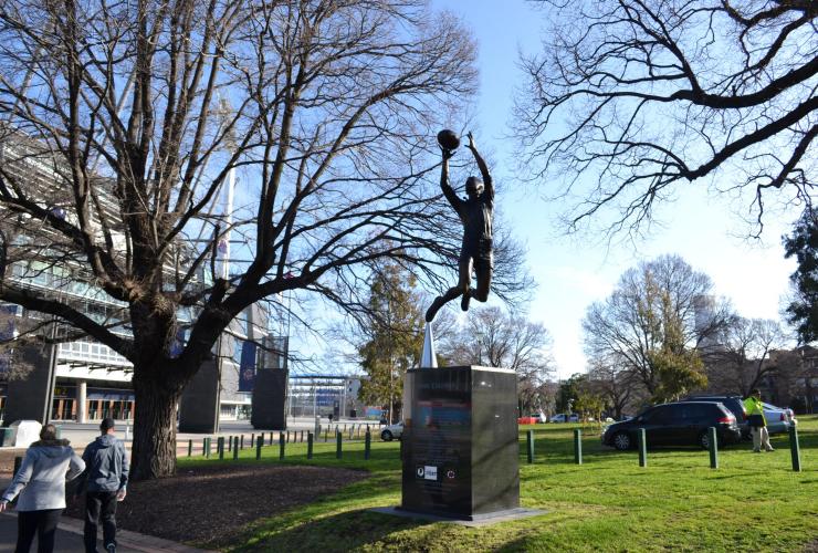 Avenue of Legends, Melbourne Cricket Ground, Melbourne, Victoria © Melbourne Cricket Club Avenue of Legends, Melbourne Cricket Ground, Melbourne, Victoria © Melbourne Cricket Club