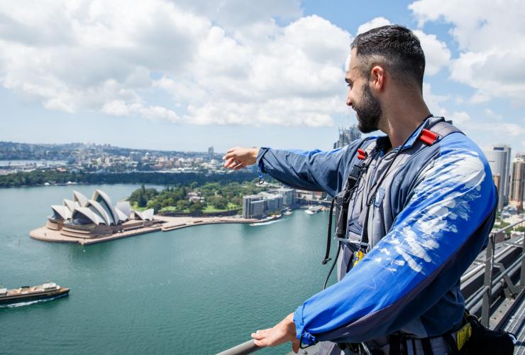 Ammira Sydney da nuove altezze con Burrawa Indigenous Climb Experience © Destination NSW