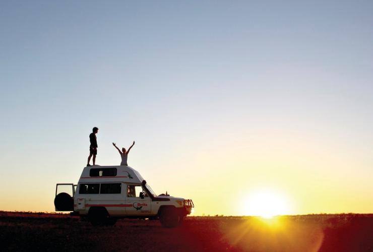 Tramonto, Stuart Highway, South Australia © Tourism Australia Tramonto, Stuart Highway, South Australia © Tourism Australia