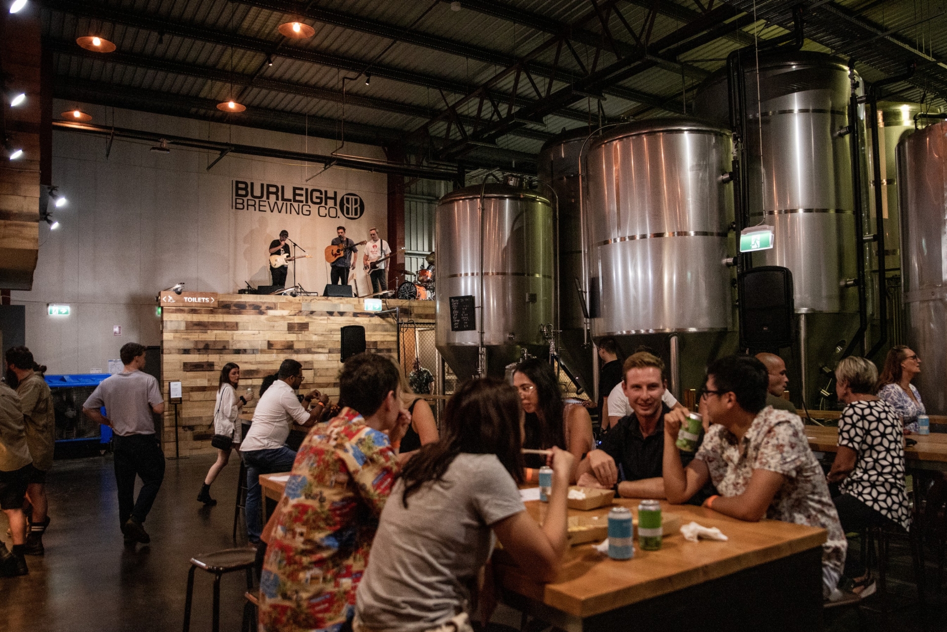 Burleigh Brewing Co, Burleigh Heads, Queensland © Tourism Australia