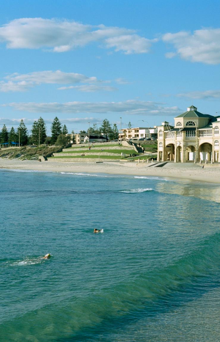 西オーストラリア州、パース、コテスロー・ビーチ(Cottesloe Beach) © Tourism Australia 西オーストラリア州、パース、コテスロー・ビーチ(Cottesloe Beach) © Tourism Australia