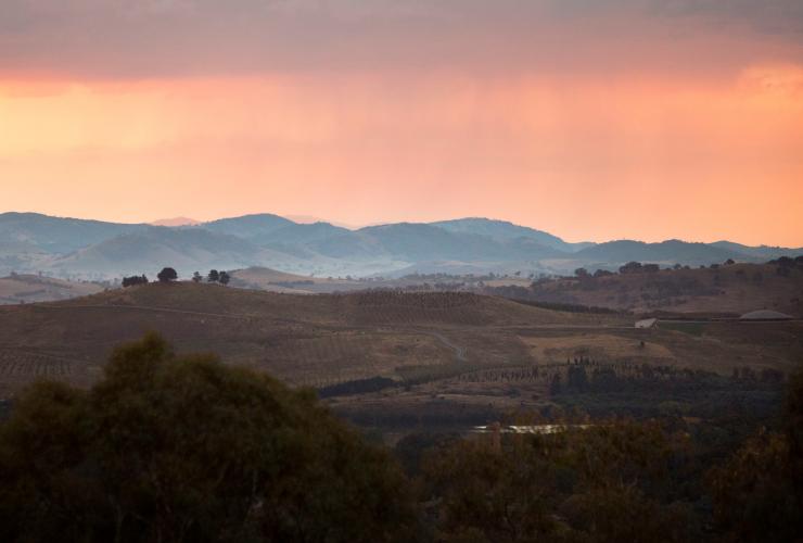 オーストラリア首都特別地域、キャンベラ、レッド・ヒル展望台 © VisitCanberra オーストラリア首都特別地域、キャンベラ、レッド・ヒル展望台 © VisitCanberra