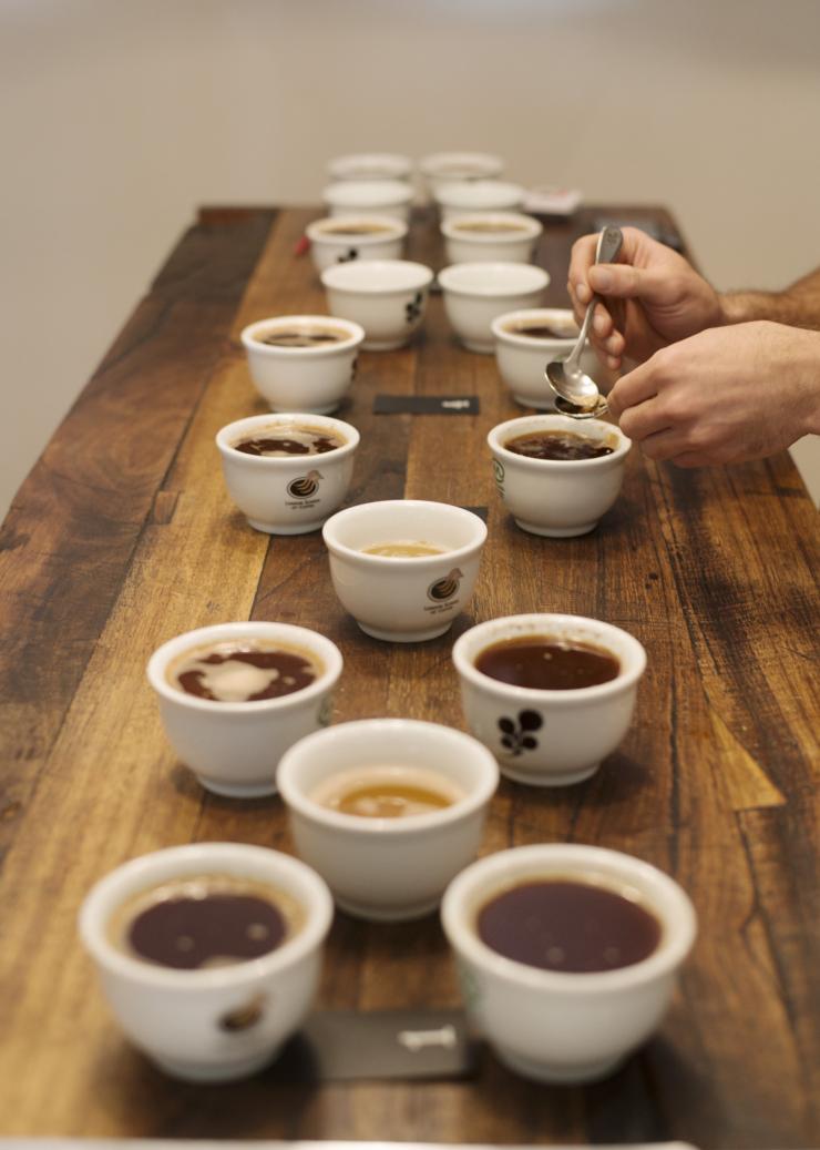 メルボルン、プラーランのマーケット・レーンのコーヒー © Visit Victoria メルボルン、プラーランのマーケット・レーンのコーヒー © Visit Victoria
