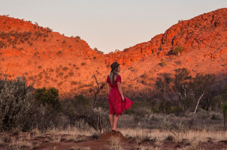 ノーザンテリトリー、西マクドネル山脈 © Tourism Australia ノーザンテリトリー、西マクドネル山脈 © Tourism Australia