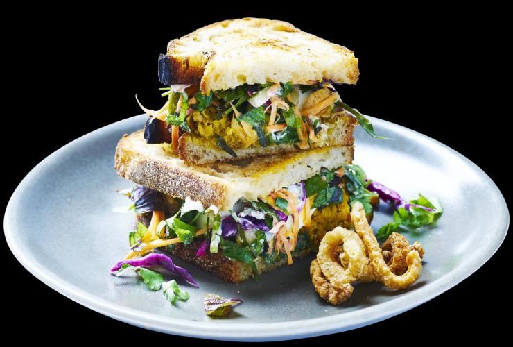 ニュー・サウス・ウェールズ州、シドニー、ブーン・カフェのナムプリックサンドイッチ © John Paul Urizar and Australian Gourmet Traveller, Bauer Media ニュー・サウス・ウェールズ州、シドニー、ブーン・カフェのナムプリックサンドイッチ © John Paul Urizar and Australian Gourmet Traveller, Bauer Media
