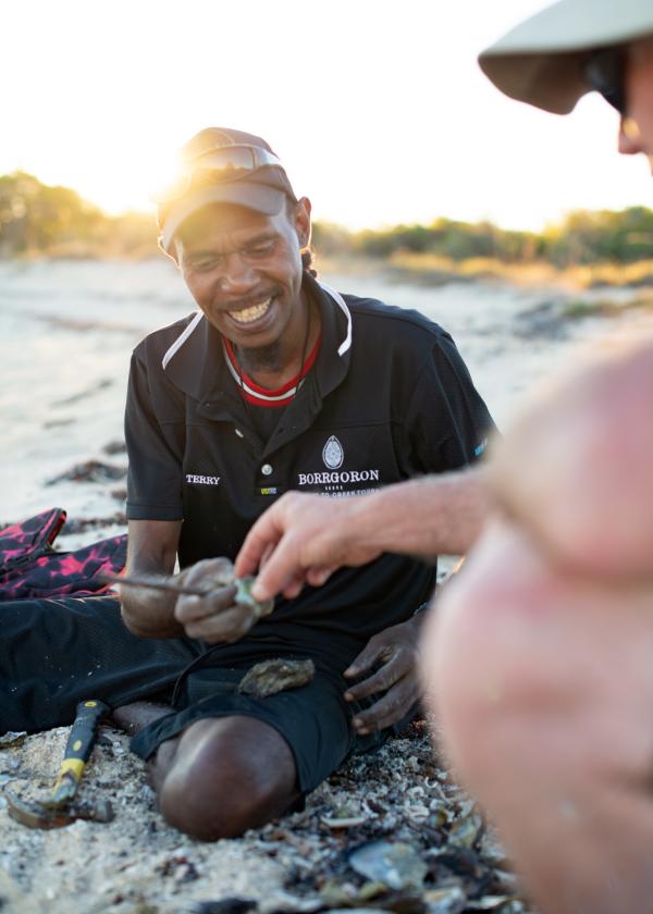 西オーストラリア州、シグネット・ベイ・パール・ファーム、ボゴロン・コースト・トゥ・クリーク・ツアー © Tourism Western Australia