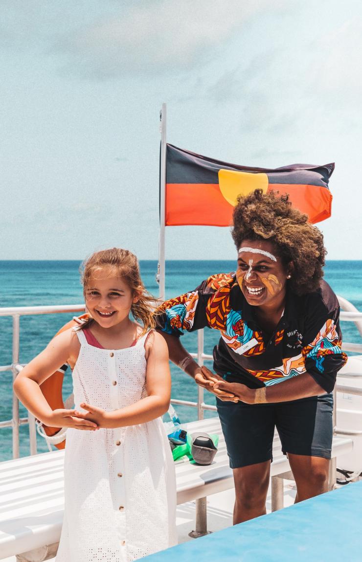 クイーンズランド州、ケアンズ、ドリームタイム・ダイブ・アンド・シュノーケル © Tourism Tropical North Queensland クイーンズランド州、ケアンズ、ドリームタイム・ダイブ・アンド・シュノーケル © Tourism Tropical North Queensland