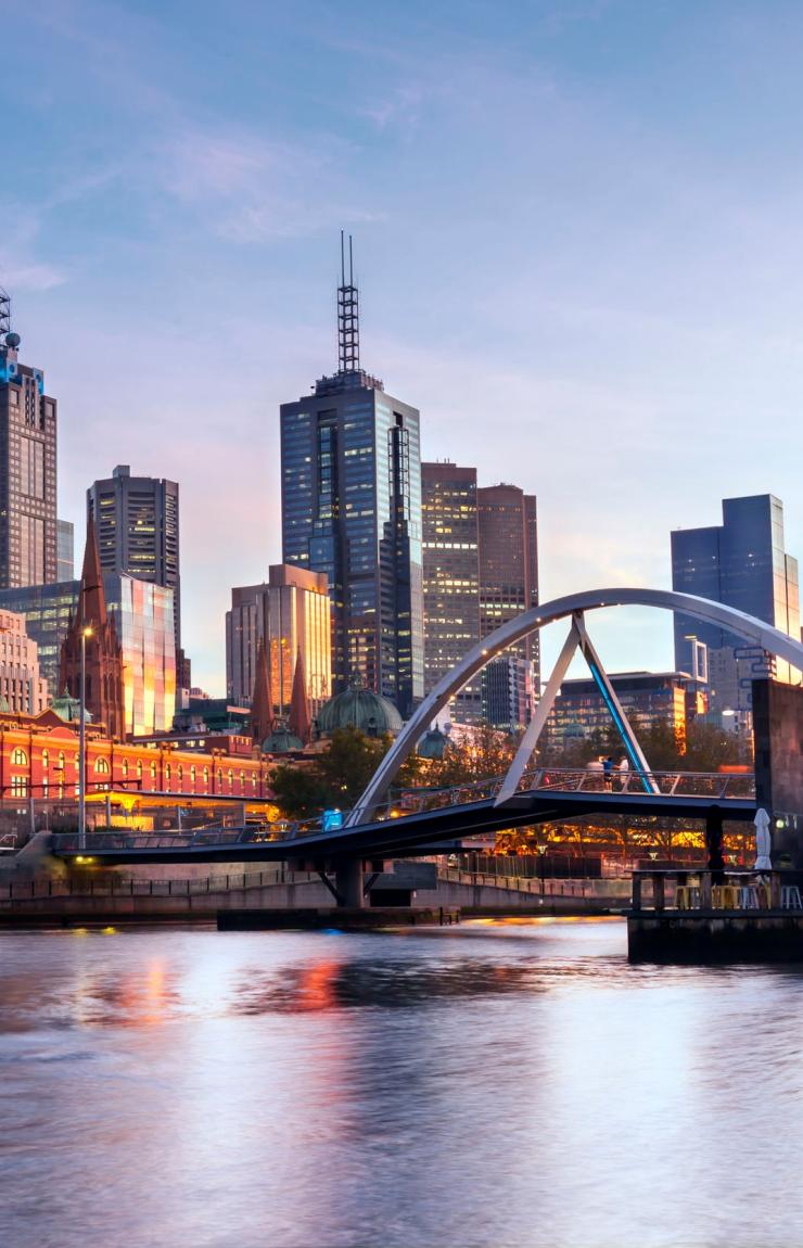 사우스뱅크에서 본 멜버른의 스카이라인, 멜버른, 빅토리아 © Robyn Mackenzie 사우스뱅크에서 본 멜버른의 스카이라인, 멜버른, 빅토리아 © Robyn Mackenzie