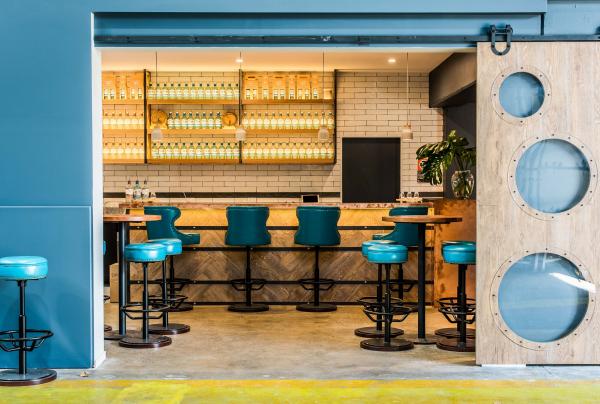 맨리 스피릿츠 컴퍼니, 맨리, 뉴사우스웨일스 © 엘레나 디모(Alana Dimou), 맨리 스피릿츠 컴퍼니