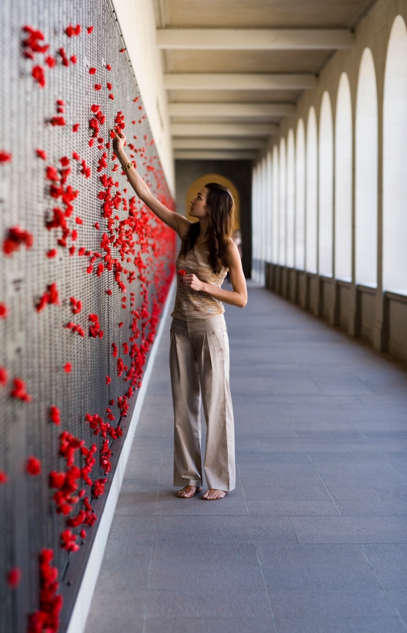 Woman at the Australian War Memorial in Canberra © Tourism Australia Woman at the Australian War Memorial in Canberra © Tourism Australia