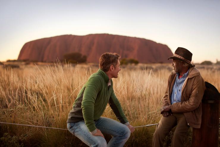 Các tour du lịch thổ dân Uluru, Vườn quốc gia Uluru-Kata Tjuta, © NT Tourism Australia Các tour du lịch thổ dân Uluru, Vườn quốc gia Uluru-Kata Tjuta, © NT Tourism Australia