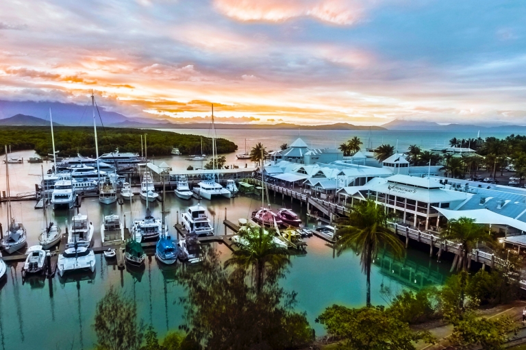 Nhà máy bia Hemingway, Port Douglas, Queensland © Nhà máy bia Hemingway