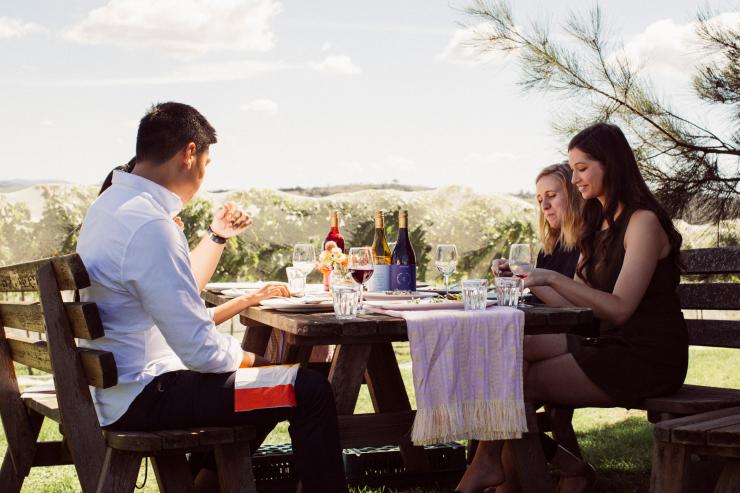 Nhân vật gây tranh cãi, Wamboin, Nhân vật gây tranh cãi ở New South Wales ©  Nhân vật gây tranh cãi, Wamboin, Nhân vật gây tranh cãi ở New South Wales ©