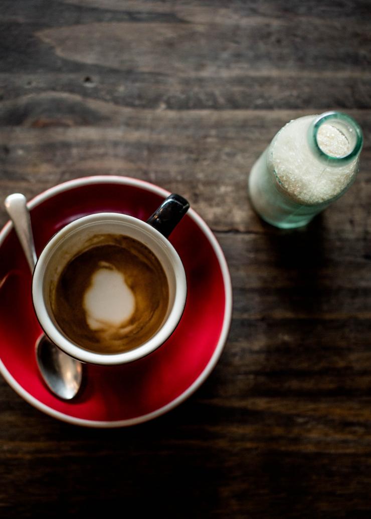 Quán cà phê Pigeon Hole, West Hobart, Du lịch Tasmania © / Adam Gibson Quán cà phê Pigeon Hole, West Hobart, Du lịch Tasmania © / Adam Gibson