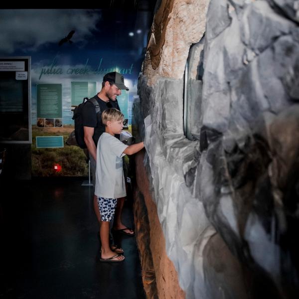 昆士蘭州Julia Creek遊客資訊中心©昆士蘭旅遊及活動推廣局