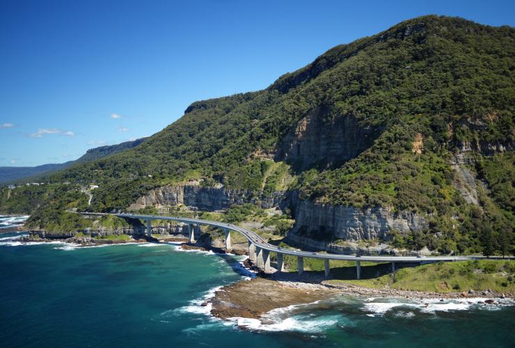 新南威爾士州南海的海崖大橋©Dee Kramer 新南威爾士州南海的海崖大橋©Dee Kramer