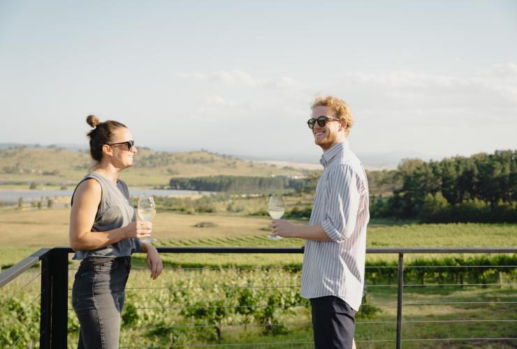 The Naked Cubby Co, Mount Majura Vineyard, Territoire de la Capitale Australienne © Tourism Australia