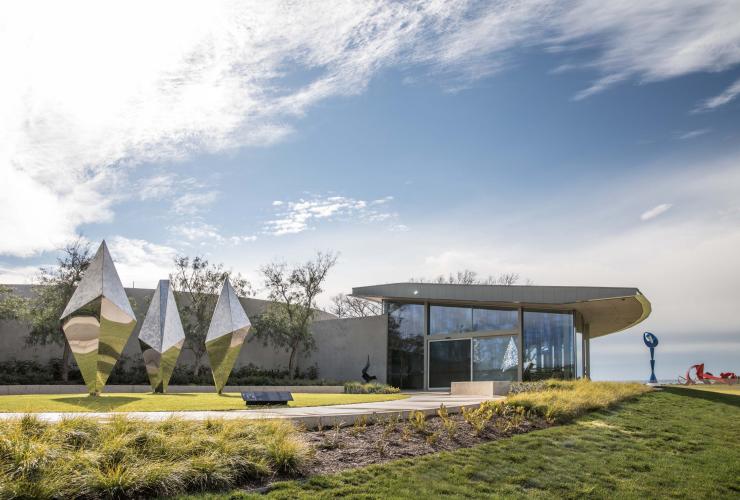 Pt. Leo Estate Vineyards, Mornington Peninsula, Victoria © Rhiannon Taylor