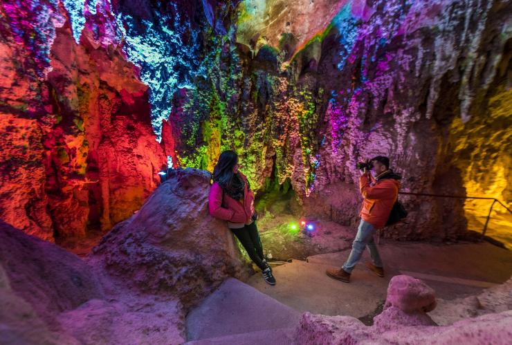 Jenolan Caves (grottes), Blue Mountains, NSW © Destination NSW